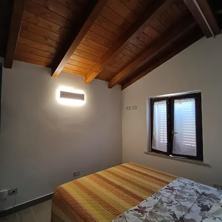 Apartamento La Casetta Rosa San Venanzo